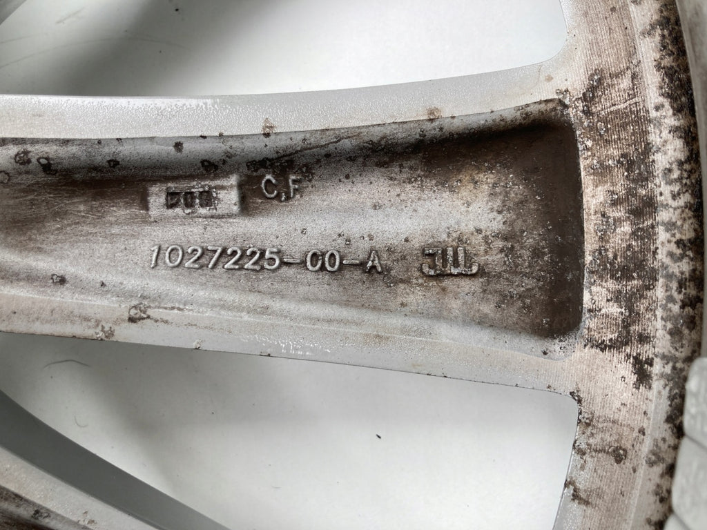 1x Alufelge 20 Zoll 10.0" 5x120 35ET Glanz Silber 1027225-00-A Tesla X Rim Wheel FEL9298271391de