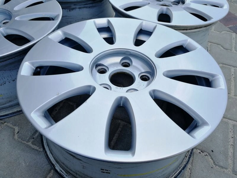 1x Alufelge 16 Zoll 7.0" 5x112 42ET Glanz Silber 8E0601025AE Audi A4 A3