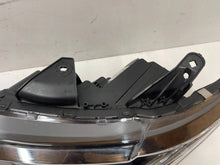 Laden Sie das Bild in den Galerie-Viewer, Frontscheinwerfer Mitsubishi Outlander III Links Scheinwerfer Headlight SCH7081695026ef