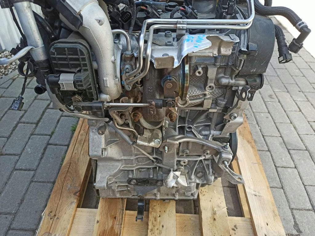 Motor VW Tiguan DGE 1.4 25TKm 2023 Hybrid Engine Komplett