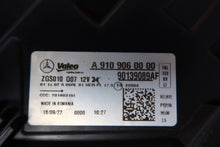Laden Sie das Bild in den Galerie-Viewer, Frontscheinwerfer Mercedes-Benz Sprinter A9109060000 QQ ZGS010Q790139089AF Links SCH6552656181cs