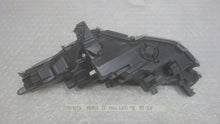 Laden Sie das Bild in den Galerie-Viewer, Frontscheinwerfer Toyota Yaris K0-8EU LED Rechts Scheinwerfer Headlight SCH3559944614rh