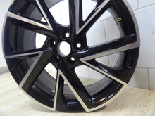 Load image into Gallery viewer, 1x Alufelge 18 Zoll 7.0&quot; 5x112 39ET Schwarz 657601025G Skoda Scala Rim Wheel