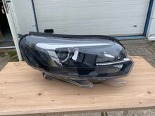 Laden Sie das Bild in den Galerie-Viewer, Frontscheinwerfer Opel Zafira C Vivaro Life 9832836480-00 Xenon Rechts Headlight