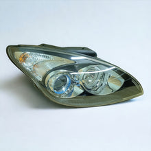 Laden Sie das Bild in den Galerie-Viewer, Frontscheinwerfer Hyundai I30 92102-2R000 Rechts Scheinwerfer Headlight