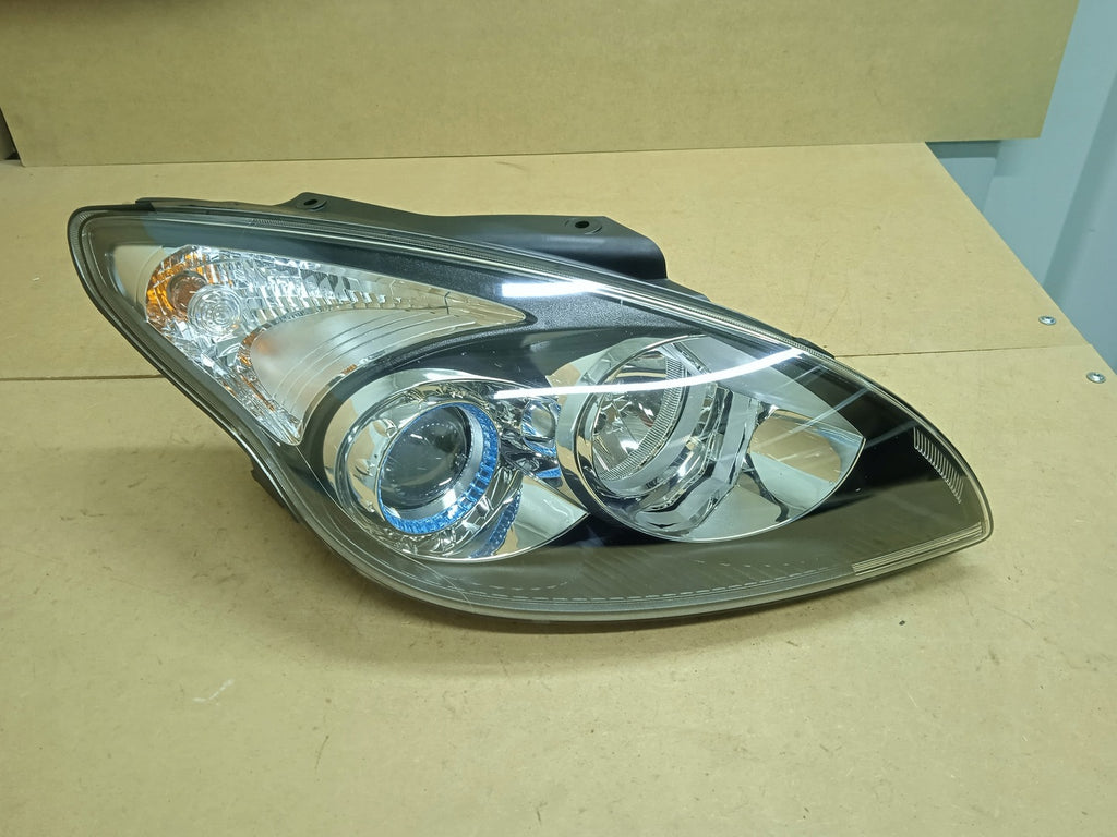 Frontscheinwerfer Hyundai I30 92102-2R000 Rechts Scheinwerfer Headlight