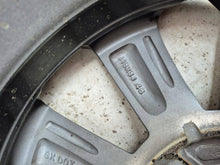 Laden Sie das Bild in den Galerie-Viewer, 1x Alufelge 15 Zoll 4x100 Mitsubishi Colt I Rim Wheel FEL6480300966kq
