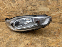 Laden Sie das Bild in den Galerie-Viewer, Frontscheinwerfer Ford Fiesta I C1BB-13W029-CH Rechts Scheinwerfer Headlight SCH1534511199jf