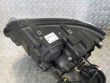 Load image into Gallery viewer, Frontscheinwerfer VW T5 7E1941016H Ein Satz Scheinwerfer Headlight SCH3222646209gw