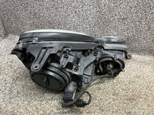 Laden Sie das Bild in den Galerie-Viewer, Frontscheinwerfer Mercedes-Benz W211 Links Scheinwerfer Headlight SCH2747262822hu
