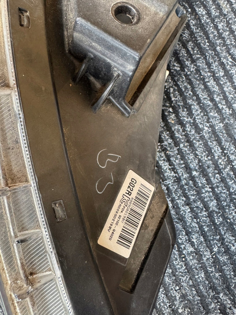 Frontscheinwerfer Hyundai I30 92102-G4020 Rechts Scheinwerfer Headlight SCH2873128142wp