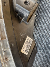 Laden Sie das Bild in den Galerie-Viewer, Frontscheinwerfer Hyundai I30 92102-G4020 Rechts Scheinwerfer Headlight SCH2873128142wp