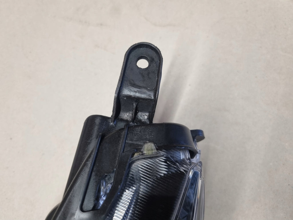 Frontscheinwerfer Toyota Yaris Full LED Ein Stück (Rechts oder Links) Headlight SCH8647386910cz