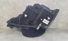 Laden Sie das Bild in den Galerie-Viewer, Frontscheinwerfer BMW 5 G31 G30 7439184-04 LED Rechts Scheinwerfer Headlight SCH5139770716gx