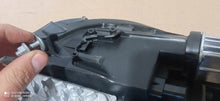Laden Sie das Bild in den Galerie-Viewer, Frontscheinwerfer Opel Corsa F 1653233280 LED Ein Stück (Rechts oder Links) SCH9378432763tl