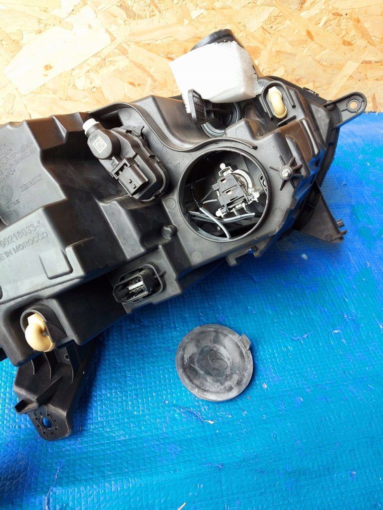 Frontscheinwerfer Dacia Sandero III Logan 260607161 Links Scheinwerfer Headlight SCH6387490775cp