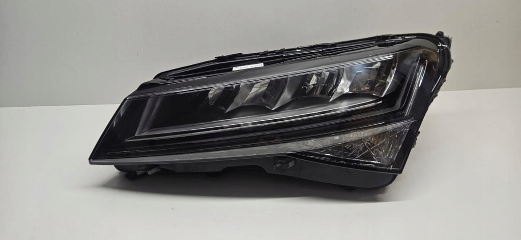 Frontscheinwerfer Skoda Superb III 3V1941015C LED Ein Stück (Rechts oder Links)