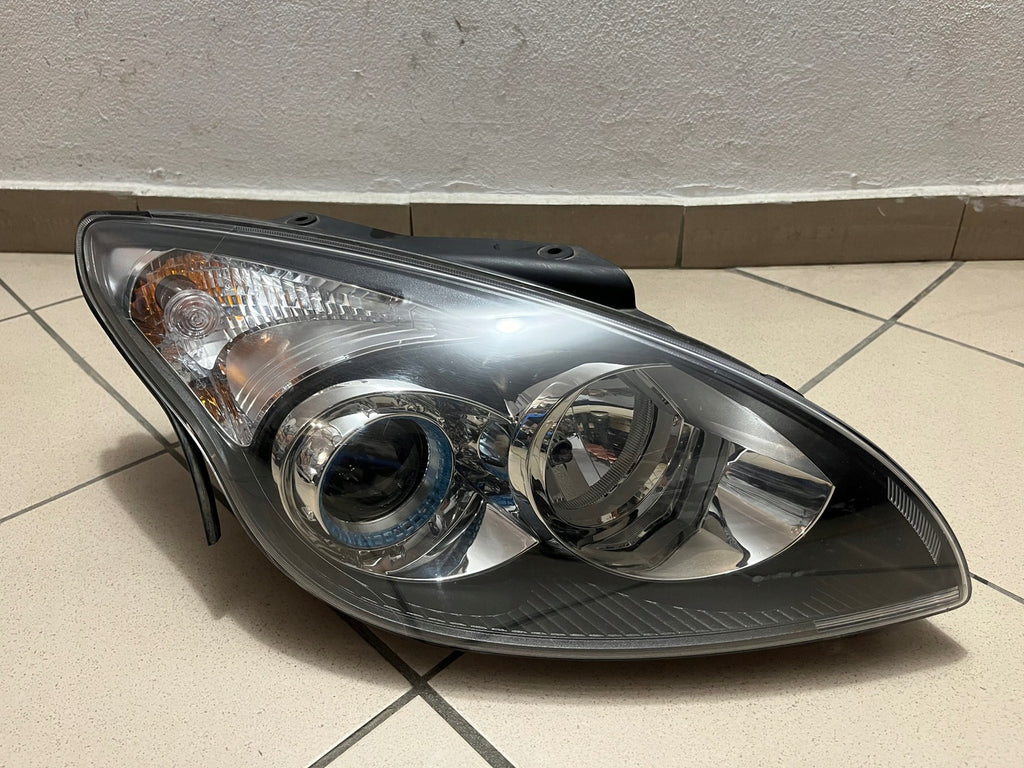 Frontscheinwerfer Hyundai I30 Octavia I 92102-2R Rechts Scheinwerfer Headlight