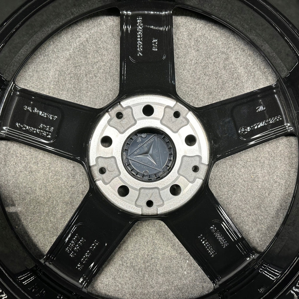 4x Alufelge 18 Zoll 7.5" 5x112 49ET Glanz Schwarz A1774013200 Mercedes-Benz Cla FEL4150679792hg