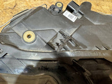 Load image into Gallery viewer, Frontscheinwerfer Audi Q5 8R0941006 S2503R019 Bi-Xenon Rechts Headlight