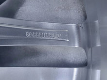 Laden Sie das Bild in den Galerie-Viewer, 1x Alufelge 19 Zoll 9.0" 5x112 33ET 8T0601025DB Audi A5 Rim Wheel FEL6745190361fr