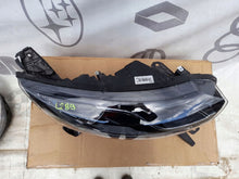 Laden Sie das Bild in den Galerie-Viewer, Frontscheinwerfer Renault Espace V 260104119 Rechts Scheinwerfer Headlight SCH8439502593iw
