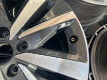 Load image into Gallery viewer, 1x Alufelge 17 Zoll 7.0&quot; 5x112 39ET Glanz Graphit 7N0601025 Mg Sharan Rim Wheel