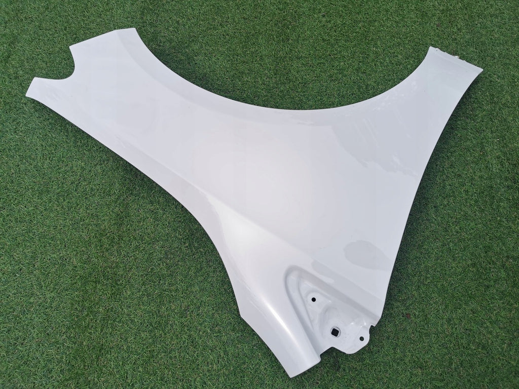 Kotflügel Mercedes-Benz W247 X247 A2478811000 Vorne Rechts Schwarz