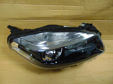 Laden Sie das Bild in den Galerie-Viewer, Frontscheinwerfer Renault Koleos 260106819R Rechts Scheinwerfer Headlight SCH6915001033rc
