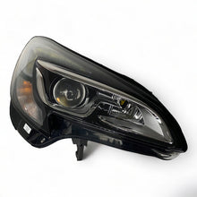 Laden Sie das Bild in den Galerie-Viewer, Frontscheinwerfer Opel Corsa E 39068628RH 1EF011830-01 LED Rechts Headlight