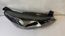 Laden Sie das Bild in den Galerie-Viewer, Frontscheinwerfer Ford Focus JX7B-13W029-CE Rechts Scheinwerfer Headlight SCH1420966751ou