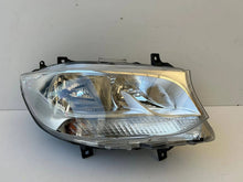 Laden Sie das Bild in den Galerie-Viewer, Frontscheinwerfer Mercedes-Benz Sprinter 9109060100 Rechts Headlight
