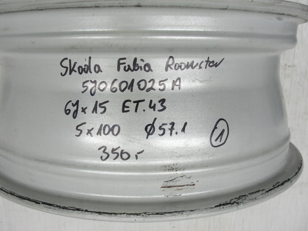 1x Alufelge 15 Zoll 6.0" 5x100 43ET Glanz Silber 5J0601025 Skoda Roomster FEL6395573140yi