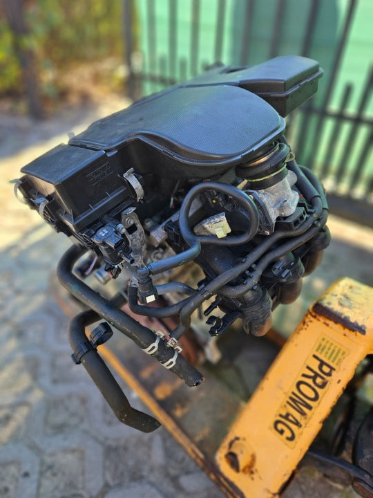 Motor Toyota Yaris 1KR-B52 1.0 49TKm 2017 Benzin Engine Unkomplett MOT2328914047zz