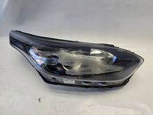 Laden Sie das Bild in den Galerie-Viewer, Frontscheinwerfer Kia Ceed 92102J7051 J7921-21040 LED Rechts oder Links