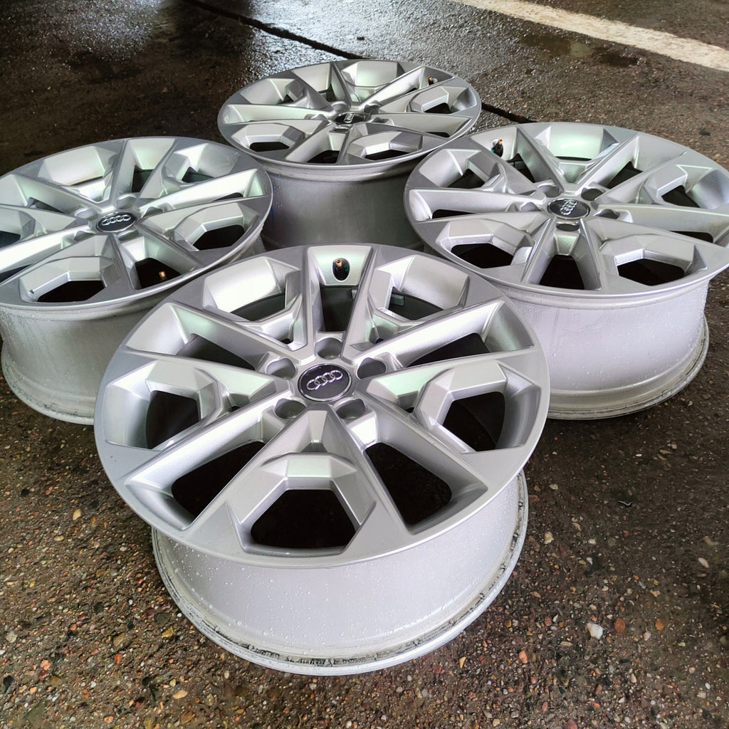 4x Alufelge 18 Zoll 8.0" 5x112 45ET Glanz Silber 81A601025R Audi Rim Wheel FEL7780035002xw