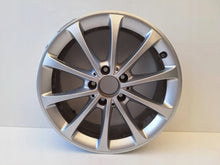 Laden Sie das Bild in den Galerie-Viewer, 1x Alufelge 17 Zoll A1774010300 Mercedes-Benz W177 Rim Wheel