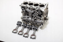 Laden Sie das Bild in den Galerie-Viewer, Motorblock BMW F44 F45 F39 F48 F40 B48A20B 2.0 Benzin Unkomplett