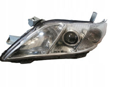 Laden Sie das Bild in den Galerie-Viewer, Frontscheinwerfer Toyota Camry Links Scheinwerfer Headlight SCH3592685585lz