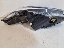 Load image into Gallery viewer, Frontscheinwerfer Toyota 4 Yaris LED Rechts Scheinwerfer Headlight SCH6102403071xg