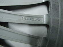 Laden Sie das Bild in den Galerie-Viewer, 1x Alufelge 19 Zoll 8.5" 5x112 35ET Glanz Silber A2314012702 Mercedes-Benz Mg FEL3298284395bg