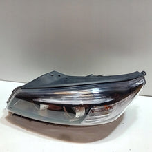 Laden Sie das Bild in den Galerie-Viewer, Frontscheinwerfer Kia Sorento III 92101C5030 Links Scheinwerfer Headlight