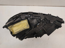 Laden Sie das Bild in den Galerie-Viewer, Frontscheinwerfer Mercedes-Benz Gla A1569067000 LED Rechts Headlight SCH3823055468kf