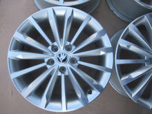 Laden Sie das Bild in den Galerie-Viewer, 4x Alufelge 18 Zoll 7.0" 5x112 43ET Glanz Silber 565601025E Skoda I Rim Wheel FEL8231487583in