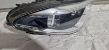 Laden Sie das Bild in den Galerie-Viewer, Frontscheinwerfer BMW 5 F10 7410726 Rechts Scheinwerfer Headlight