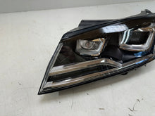 Load image into Gallery viewer, Frontscheinwerfer VW Touareg 7P1941031 Xenon Links Scheinwerfer Headlight