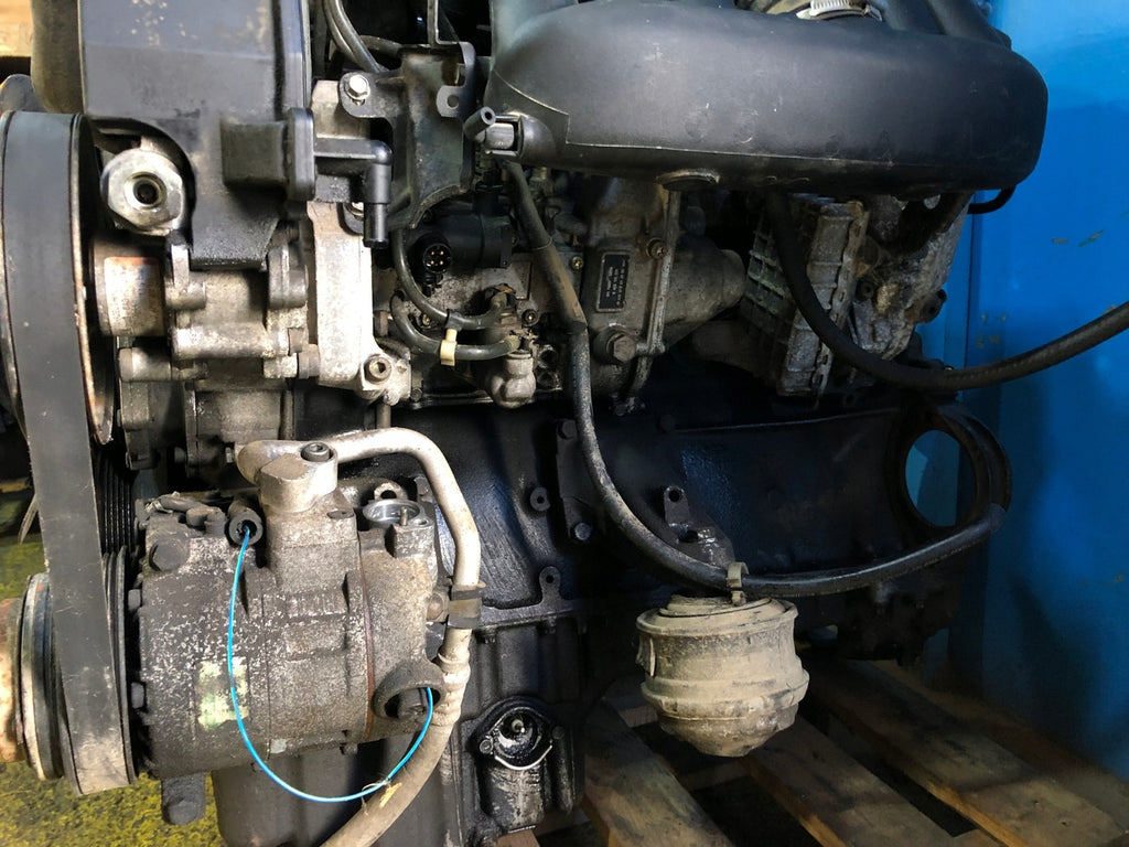 Motor Mercedes-Benz W210 OM605 2.5 113PS 329TKm Diesel Engine Komplett