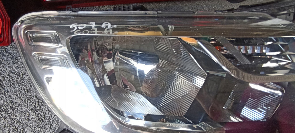 Frontscheinwerfer Dacia Logan Sandero II OE260103529R Rechts Headlight SCH6062810164nu