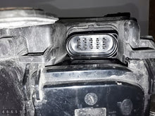Load image into Gallery viewer, Frontscheinwerfer Audi A8 15811800 Rechts Scheinwerfer Headlight SCH2880809371ar