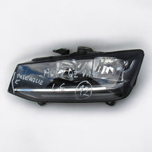 Load image into Gallery viewer, Frontscheinwerfer Audi Q2 81A941003 LED Links Scheinwerfer Headlight